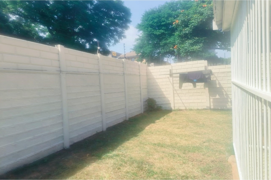 To Let 2 Bedroom Property for Rent in Rustenburg Central North West